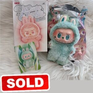 🛑S🚫LD🛑 LABUBU BIG INTO ENERGY PENDANT SERENITY 💚